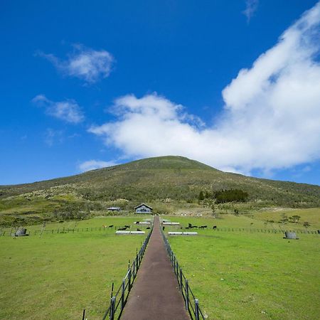 Villa Hachijyo-Island Blue Eight -八丈島ブルーエイト- à Mitsune Extérieur photo
