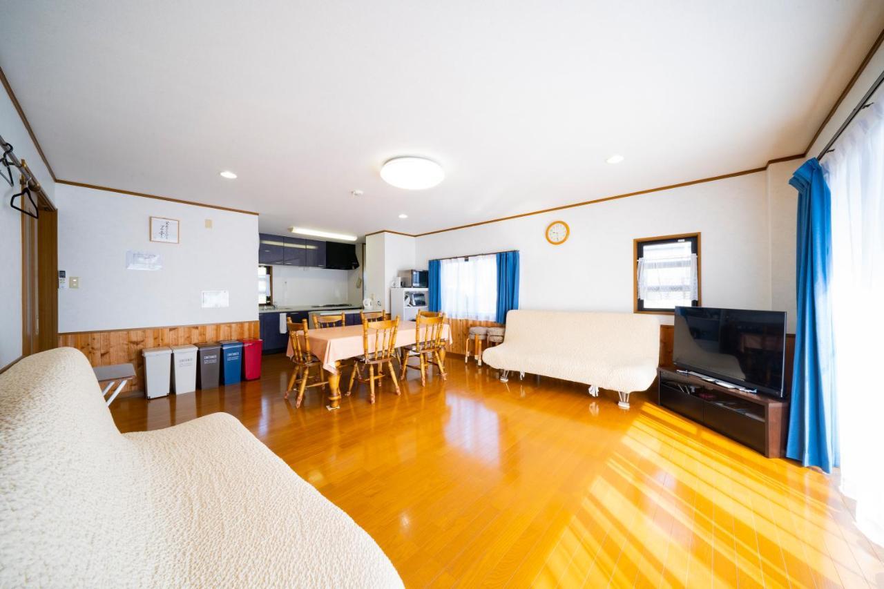 Villa Hachijyo-Island Blue Eight -八丈島ブルーエイト- à Mitsune Extérieur photo